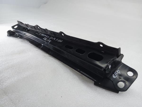 Radiator support slam panel  TOYOTA Avensis Wagon (_T27_) Imagem-1