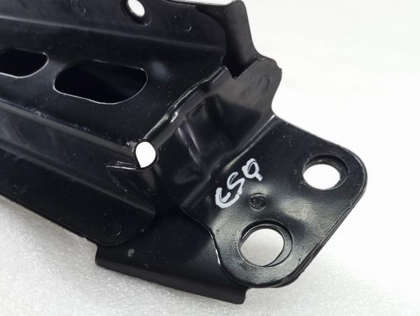 Radiator support slam panel  TOYOTA Avensis Wagon (_T27_) Imagem-4