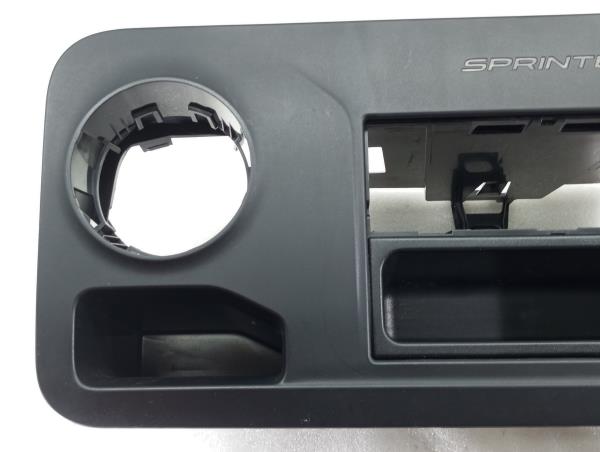 Dashboard trim MERCEDES-BENZ Sprinter 3,5-t (907, 910) Imagem-3