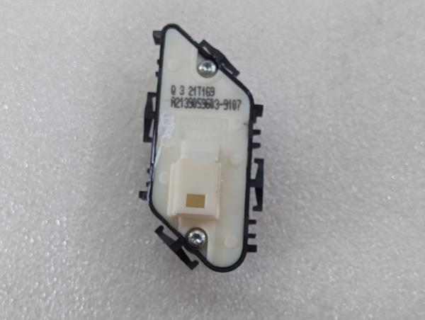 Botão / interruptor electromecânico / relé MERCEDES-BENZ Sprinter 3,5-t (907, 910) Imagem-3