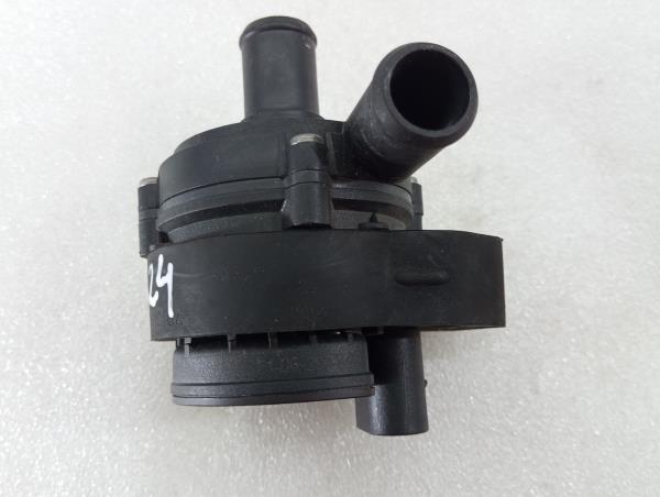 Water pump MERCEDES-BENZ Sprinter 3,5-t (907, 910)