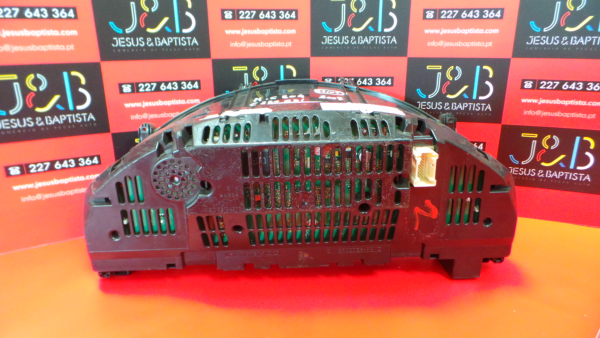 Instrumentenkombination  MERCEDES-BENZ Classe C (W204) Imagem-1