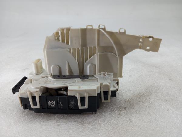 Front Right Door Lock MERCEDES-BENZ Sprinter 3,5-t (907, 910)