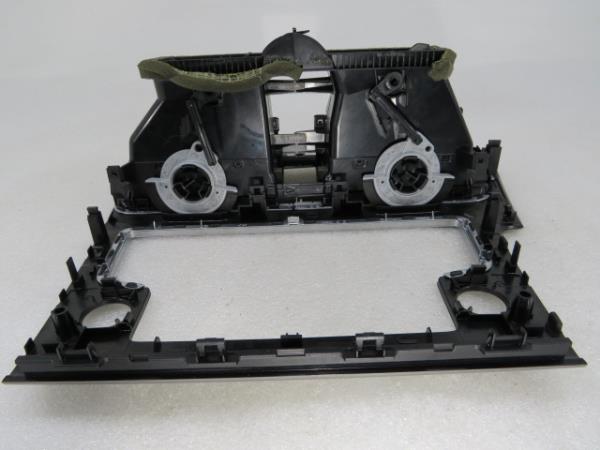 Diffuseur / sortie d’air VOLKSWAGEN Golf VII Variant (BA5, BV5) Imagem-3