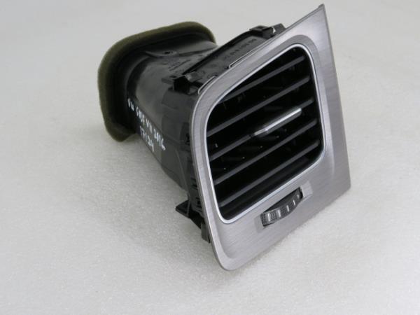 Diffusore / uscita aria VOLKSWAGEN Golf VII Variant (BA5, BV5) Imagem-1