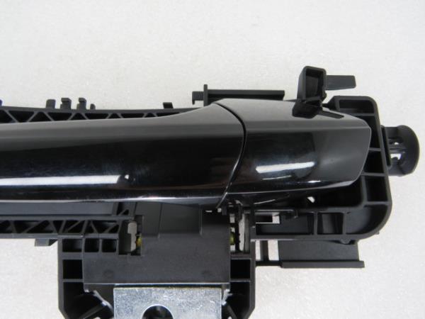 Puxador porta trás esquerdo MERCEDES-BENZ Classe E (W212) Imagem-1