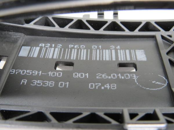 Puxador porta trás esquerdo MERCEDES-BENZ Classe E (W212) Imagem-5