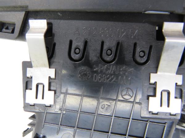 Dashboard trim MERCEDES-BENZ Classe E (W212) Imagem-6