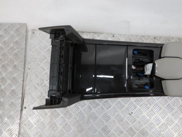 Center console  MERCEDES-BENZ Classe E (W212) Imagem-2