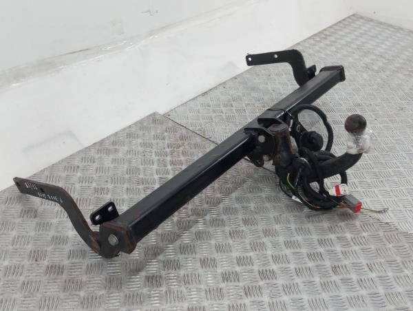 Gancio di traino PEUGEOT 3008 I (0U_) Imagem-1