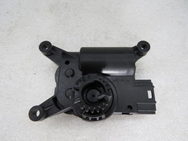 Actuador VOLKSWAGEN Golf VII Variant (BA5, BV5) Imagem-1
