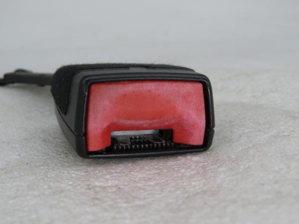 Right front seatbelt pretensioner VOLKSWAGEN Golf VII Variant (BA5, BV5) Imagem-1