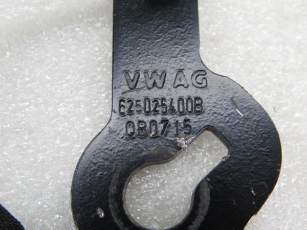 Right front seatbelt pretensioner VOLKSWAGEN Golf VII Variant (BA5, BV5) Imagem-4