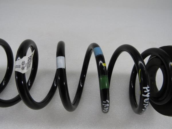 Ressort de suspension arrière Droite HYUNDAI Kauai (OS) Imagem-1