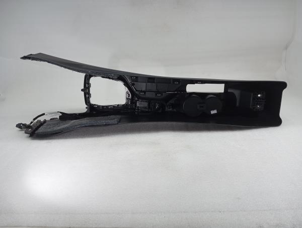 Center console  PEUGEOT 2008 II (U_) Imagem-3