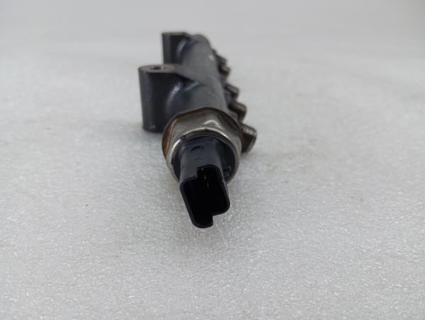 Rampe d'injection PEUGEOT 3008 I (0U_) Imagem-3