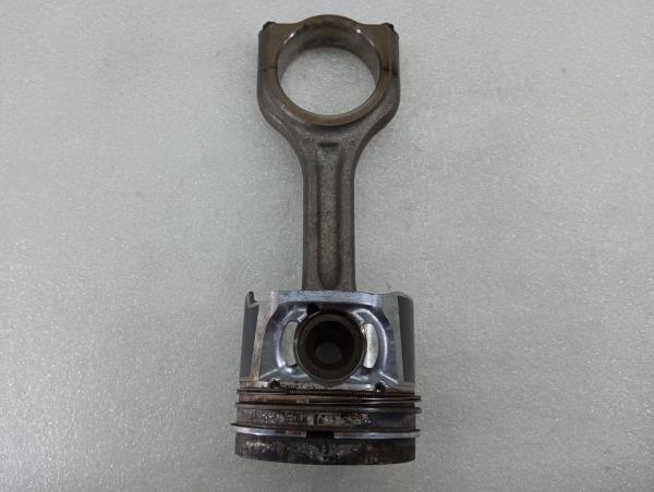 Piston de moteur PEUGEOT 3008 I (0U_)