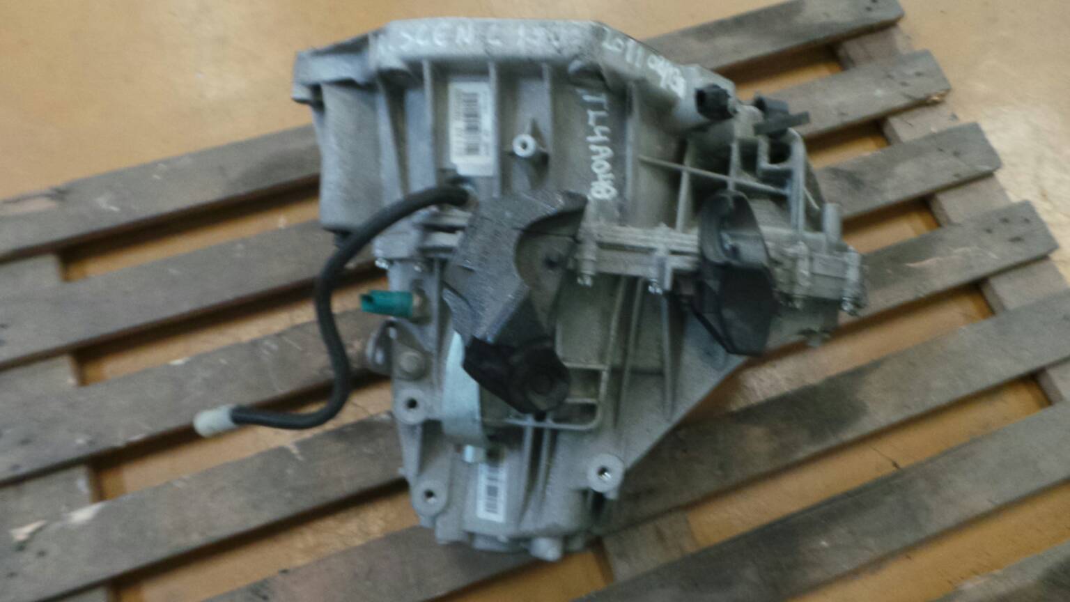 Boîte de vitesses manuelle RENAULT Scénic III (JZ0/1_)