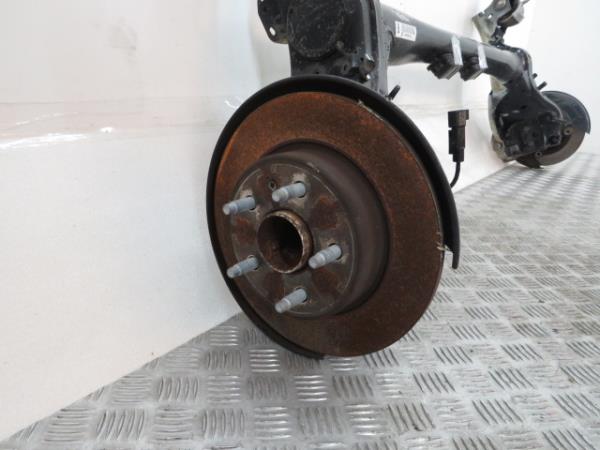 Rear axle with drum brakes OPEL Astra K Sports Tourer Imagem-1