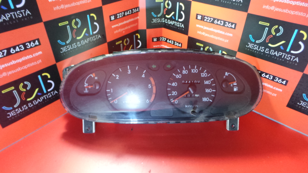 Compteur de vitesse HYUNDAI H-1 / Starex (A1)