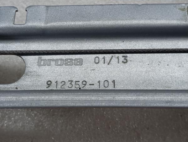 Right rear window regulator PEUGEOT 3008 I (0U_) Imagem-7