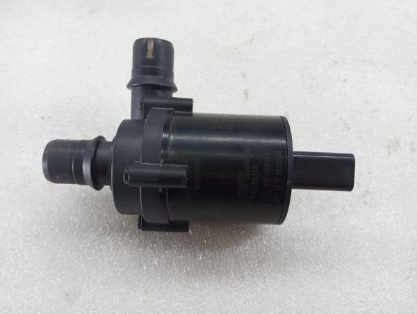 Pompe à eau PEUGEOT 3008 I (0U_)