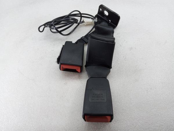 Prétensionneur de ceinture avant Droite PEUGEOT 3008 I (0U_)