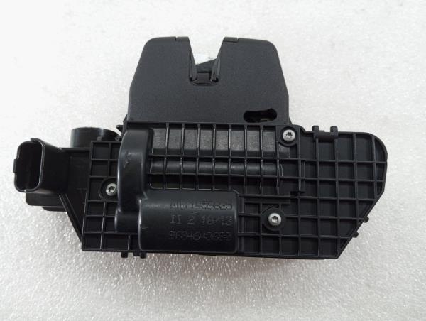 Cerradura / cierre maletero PEUGEOT 3008 I (0U_) Imagem-2