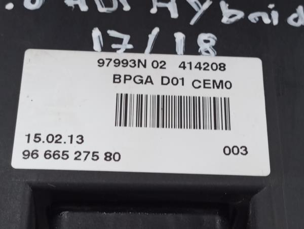 Boîte de fusibles / SAM / BSI PEUGEOT 3008 I (0U_) Imagem-3