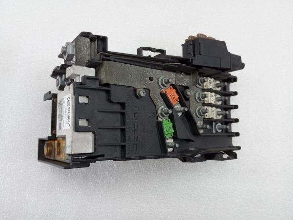 Boîte de fusibles / SAM / BSI PEUGEOT 3008 I (0U_) Imagem-4