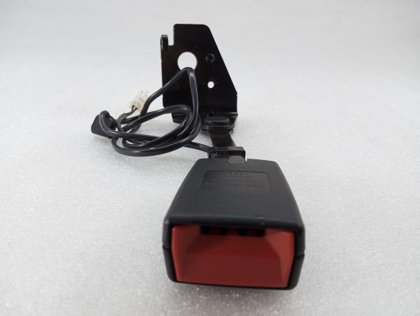 Prétensionneur de ceinture avant gauche PEUGEOT 3008 I (0U_)