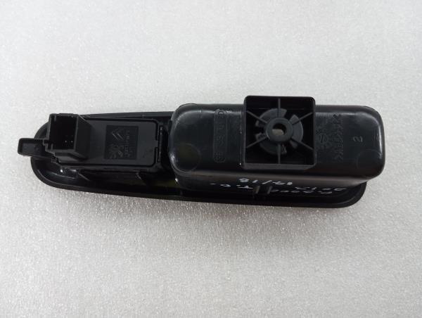 Commande / interrupteur lève-vitre Arrière Droite PEUGEOT 3008 I (0U_) Imagem-1