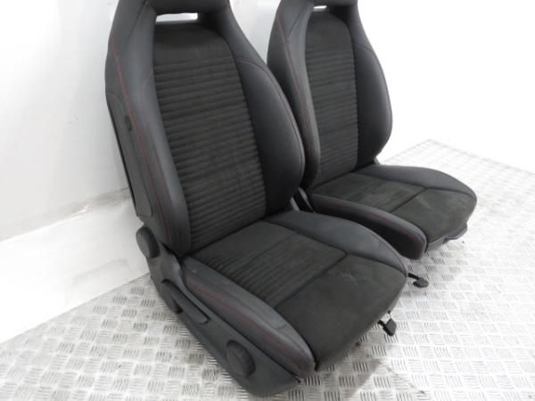 Seats set MERCEDES-BENZ Classe A (W176) Imagem-1