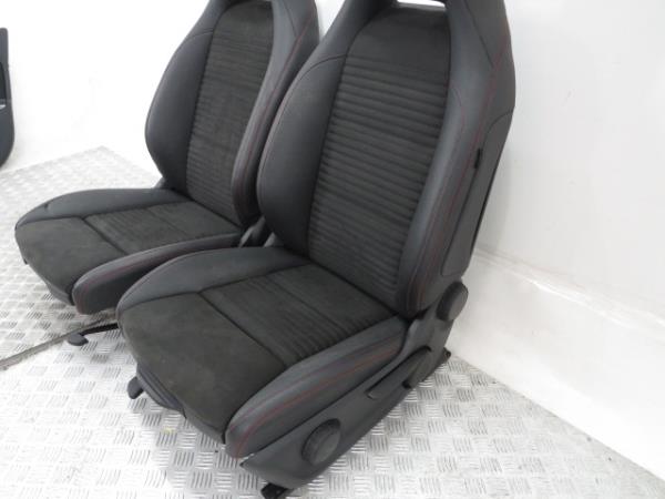 Seats set MERCEDES-BENZ Classe A (W176) Imagem-2