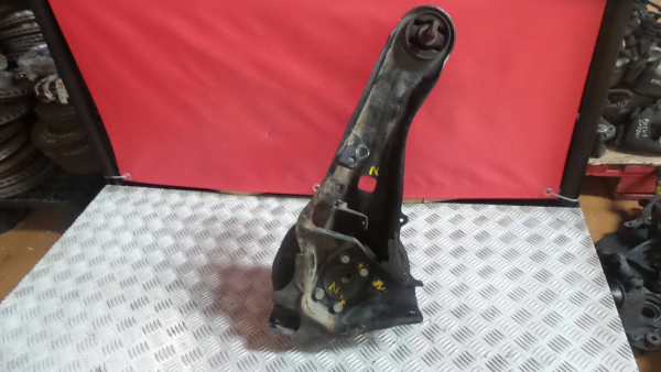 Fusée arrière Droite MITSUBISHI Lancer VIII Sedan (CY_A, CZ_A)