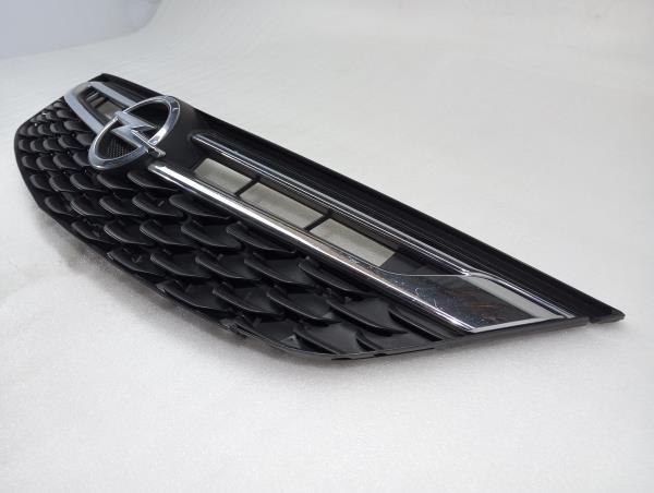 Front grille OPEL Astra K Sports Tourer Imagem-1