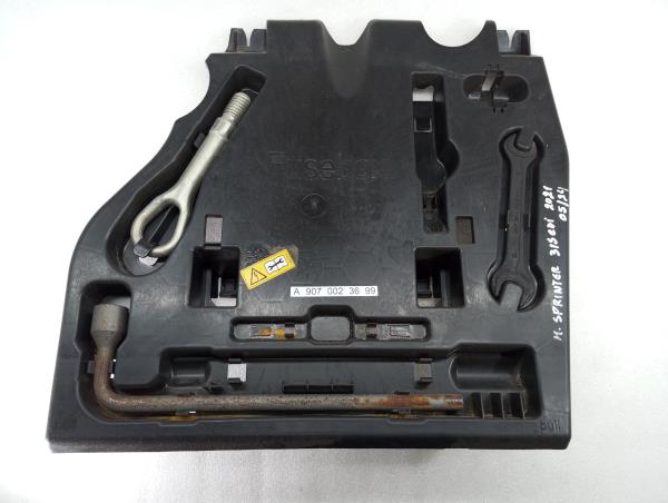 Set / kit di attrezzi MERCEDES-BENZ Sprinter 3,5-t (907, 910)