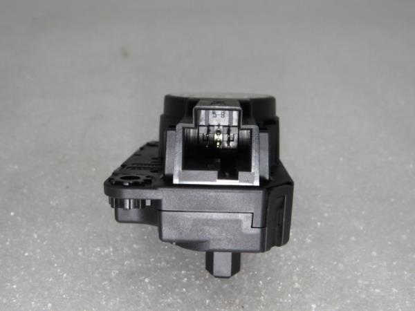 Attuatore OPEL Combo Furgão/Combi (X19) Imagem-1