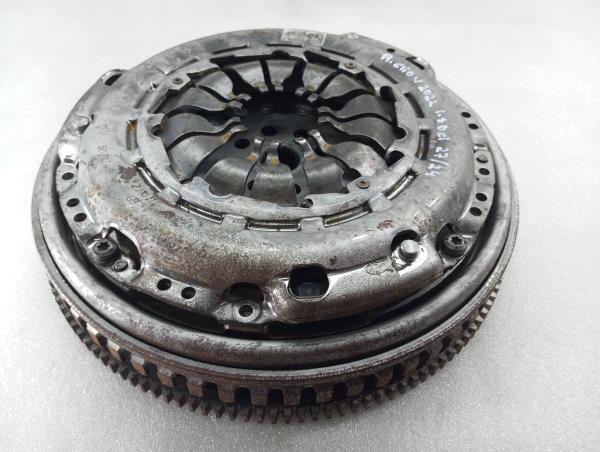 Volante motor RENAULT Clio V (BF_)