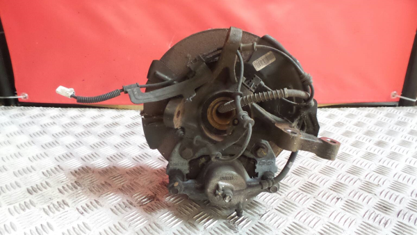 Fusée avant gauche HYUNDAI ix20 (JC)