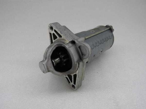 Motor de arranque RENAULT Master III (FV)