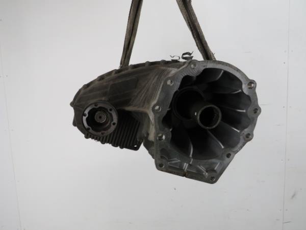 Transfer case VOLKSWAGEN Touareg (7L)