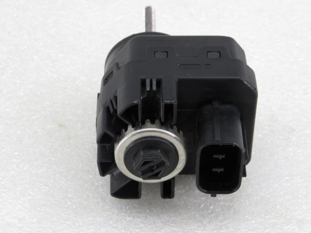 Botão / interruptor electromecânico / relé SUZUKI Swift V (RZ, AZ)