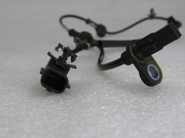 Sensor ABS frente direito SUZUKI Swift V (RZ, AZ) Imagem-1