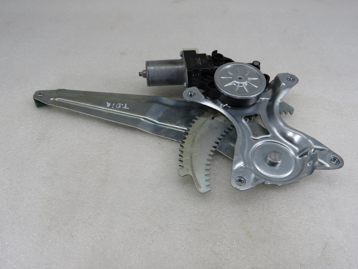 Alzavetro posteriore destro SUZUKI Swift V (RZ, AZ)