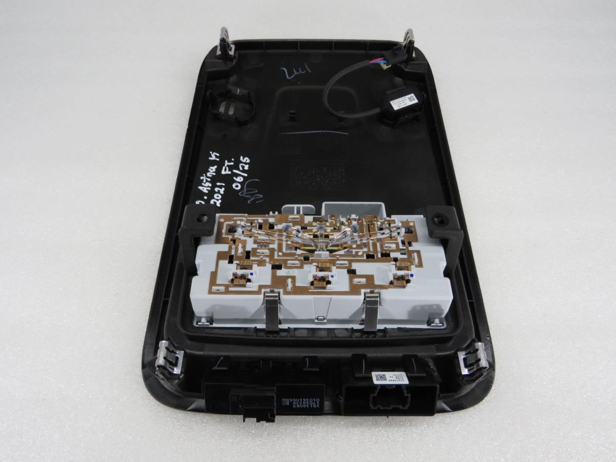 Front seat light OPEL Astra K Sports Tourer Imagem-2