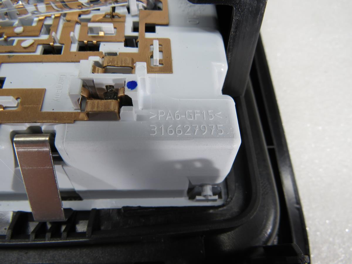 Front seat light OPEL Astra K Sports Tourer Imagem-3