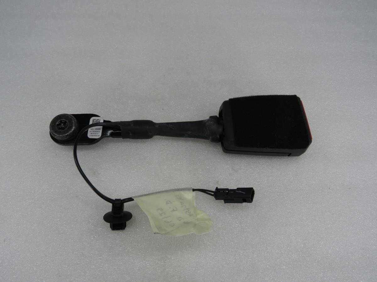 Right front seatbelt pretensioner OPEL Astra K Sports Tourer