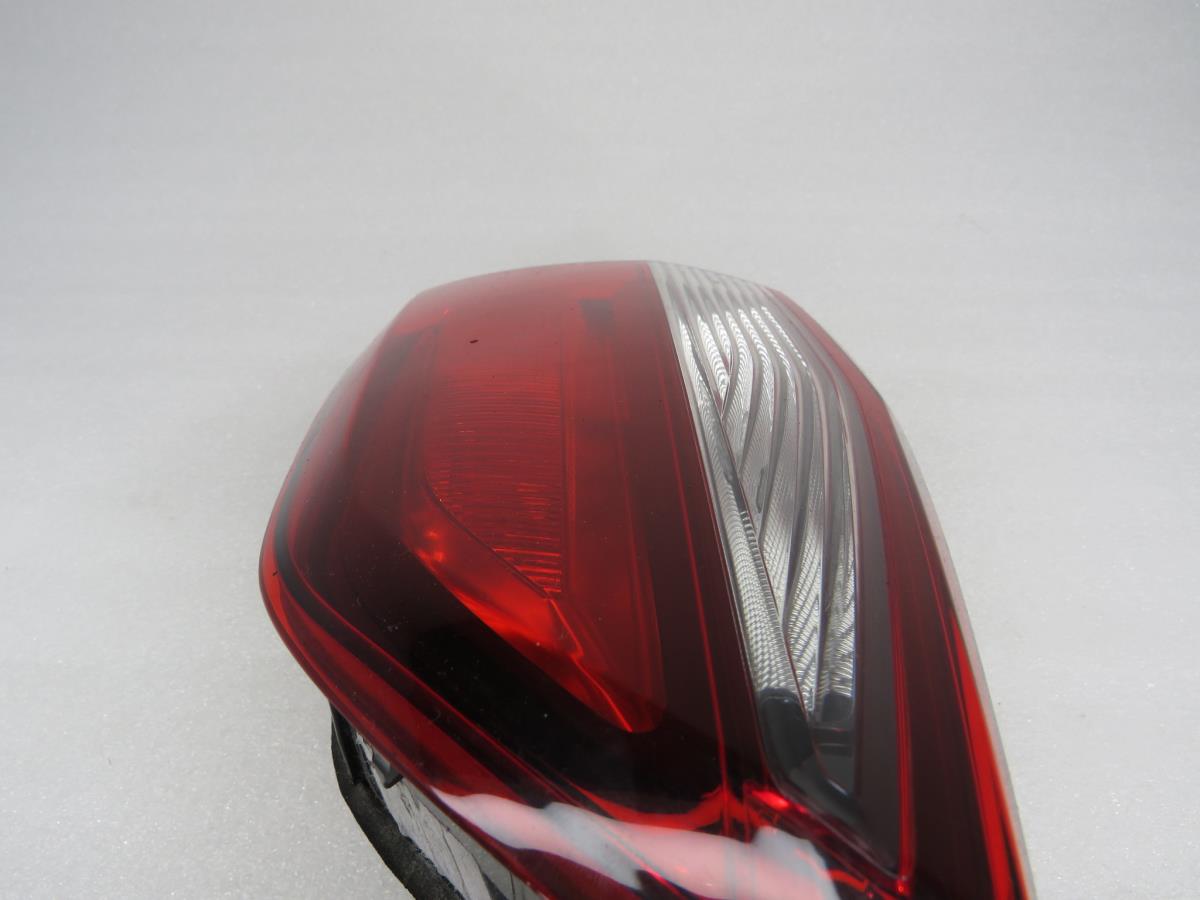 Right Tailgate light OPEL Astra K Sports Tourer Imagem-1