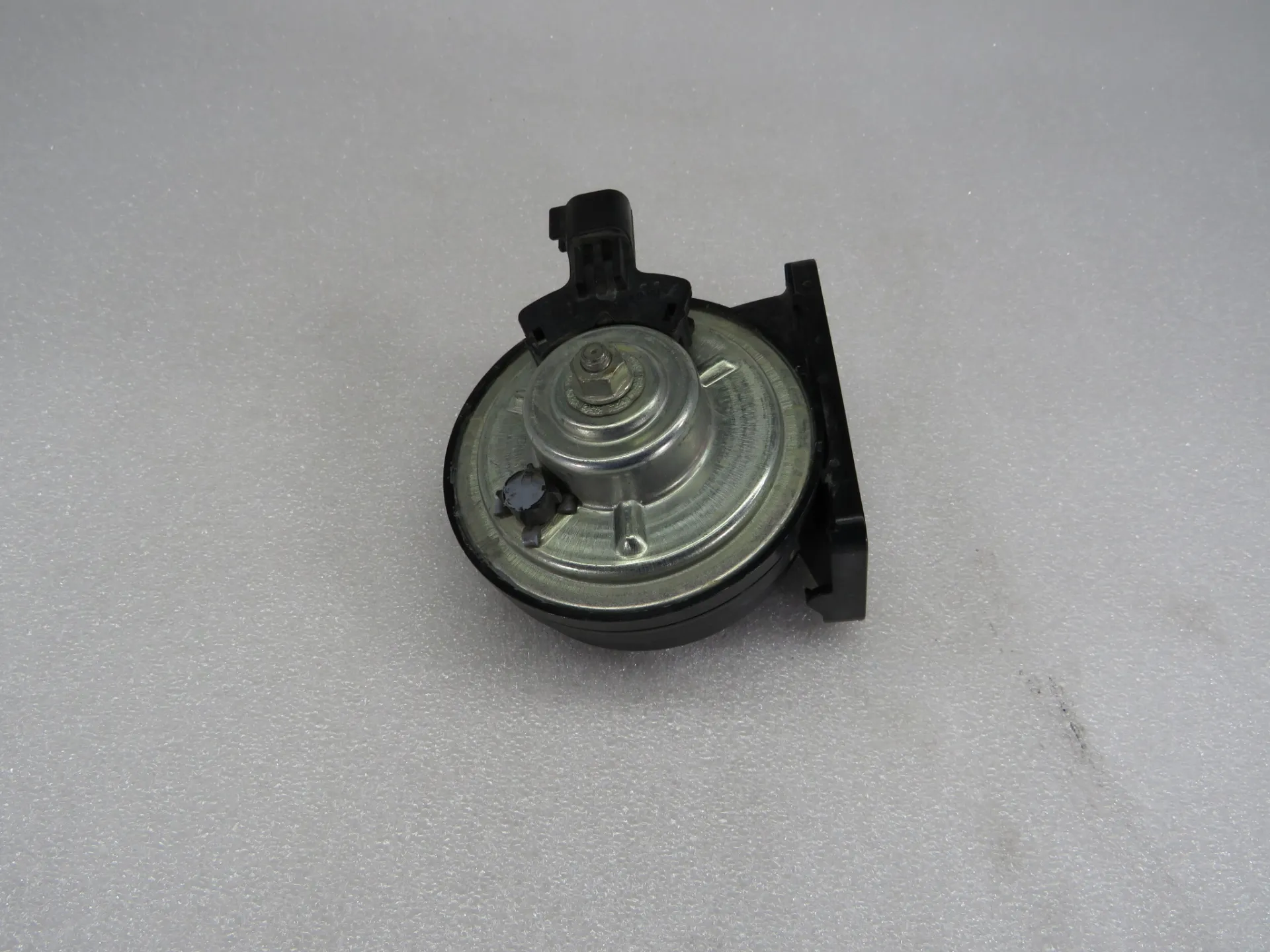 Horn OPEL Insignia B Sports Tourer (Z18) Imagem-1